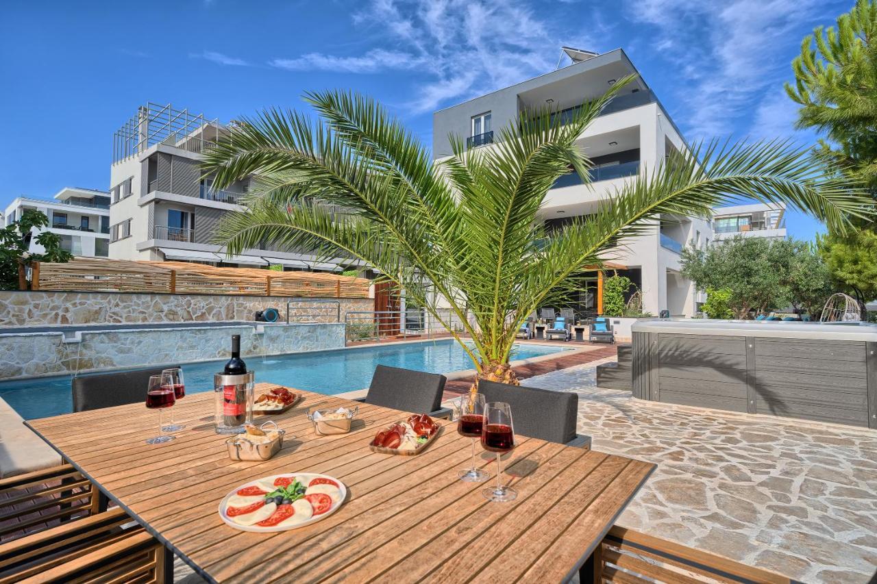 Liberty Living Apartments Сплит Екстериор снимка
