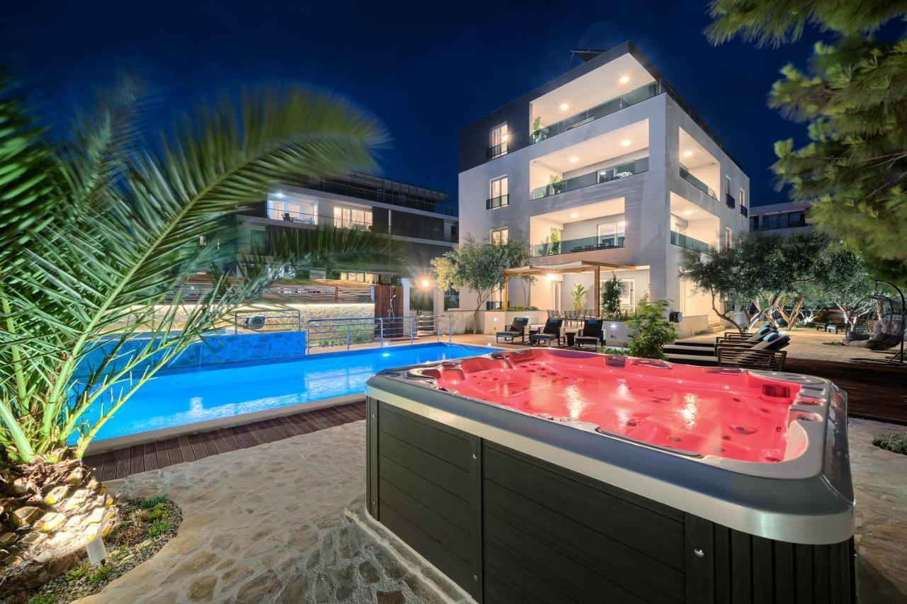 Liberty Living Apartments Сплит Екстериор снимка