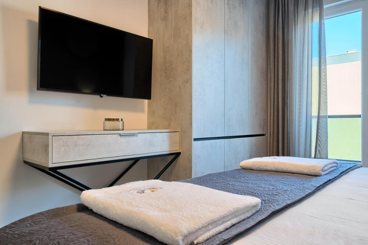 Liberty Living Apartments Сплит Екстериор снимка