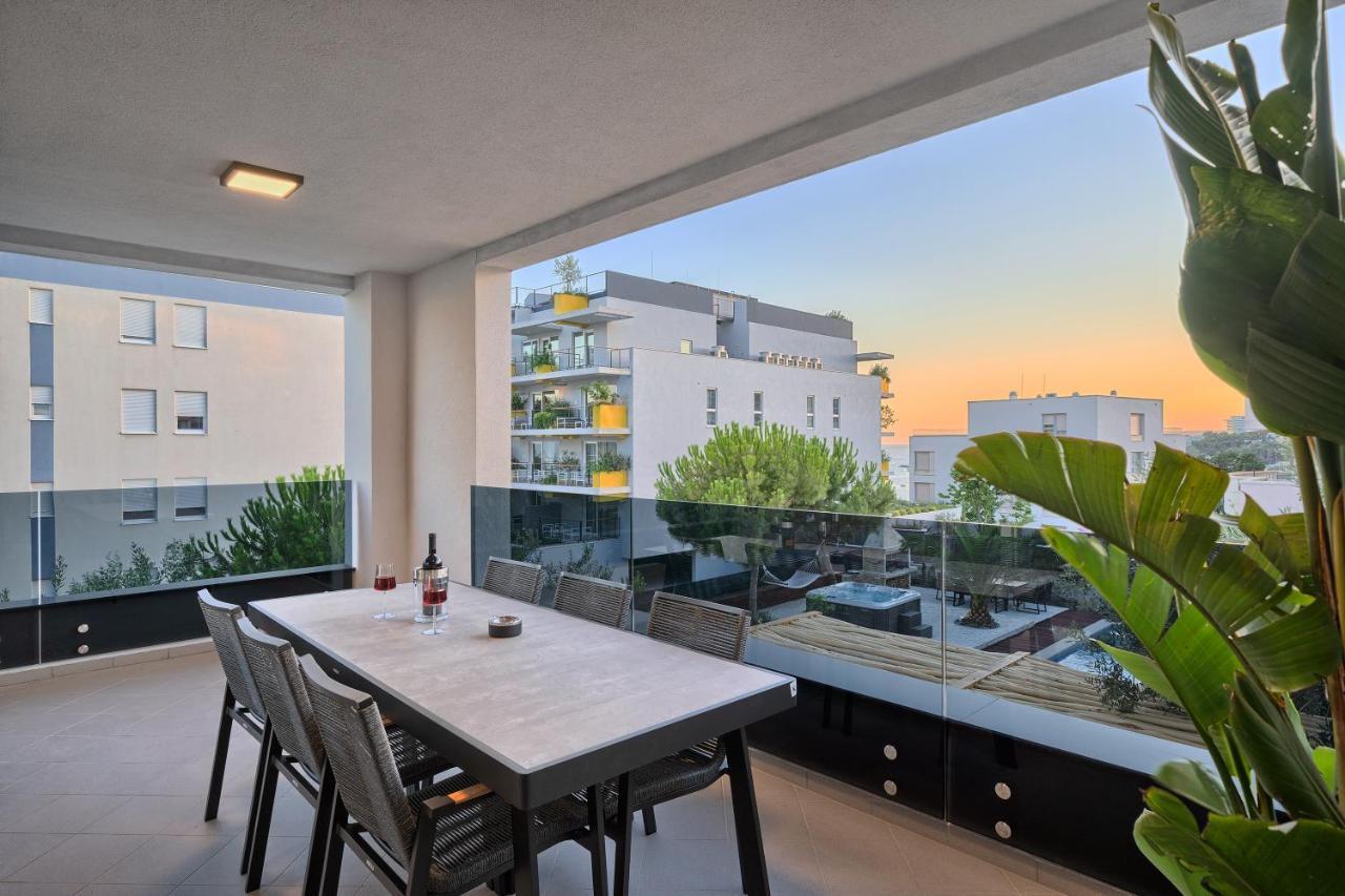 Liberty Living Apartments Сплит Екстериор снимка